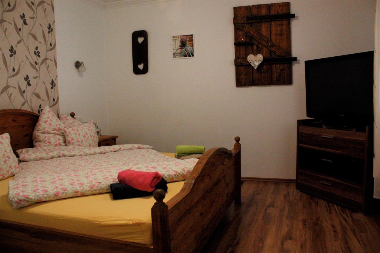 Ferienwohnung Ani Vendeghaz Egerszalók Exterior foto